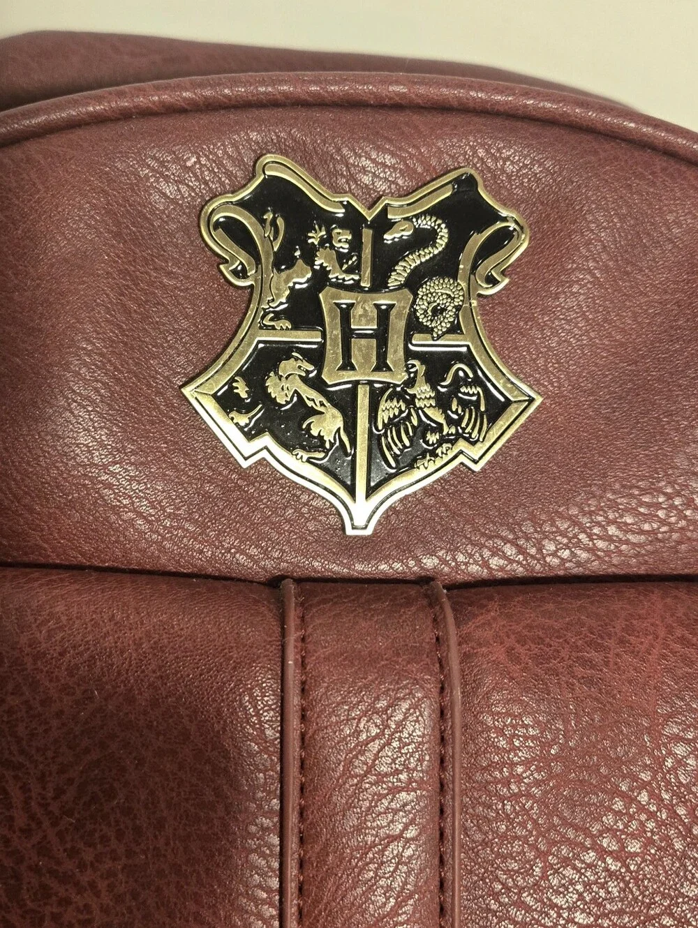 Harry Potter Hogwarts School Crest Maroon Faux Leather Backpack Bag Pockets NWOT